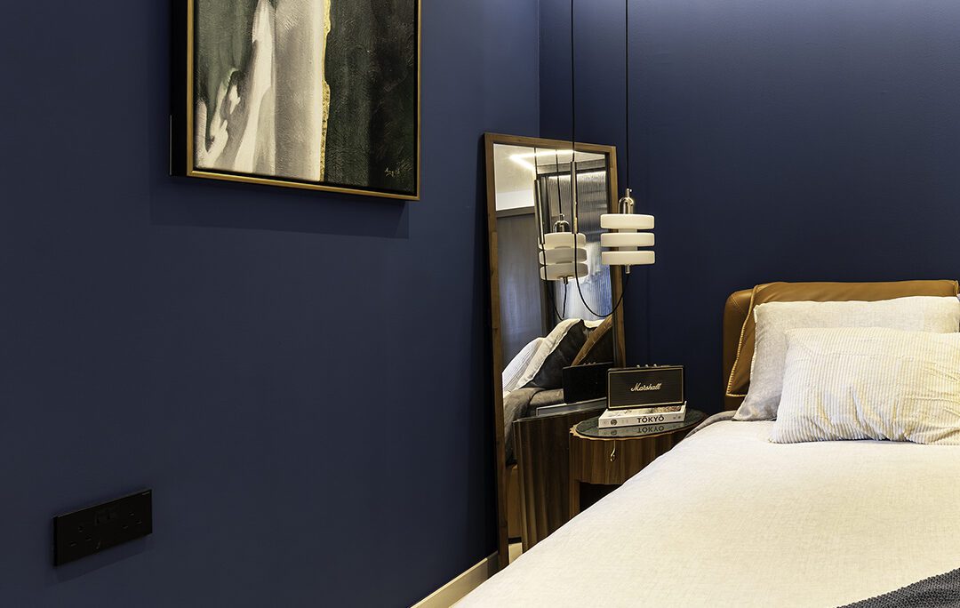 Bedroom-Bed-v1-Left