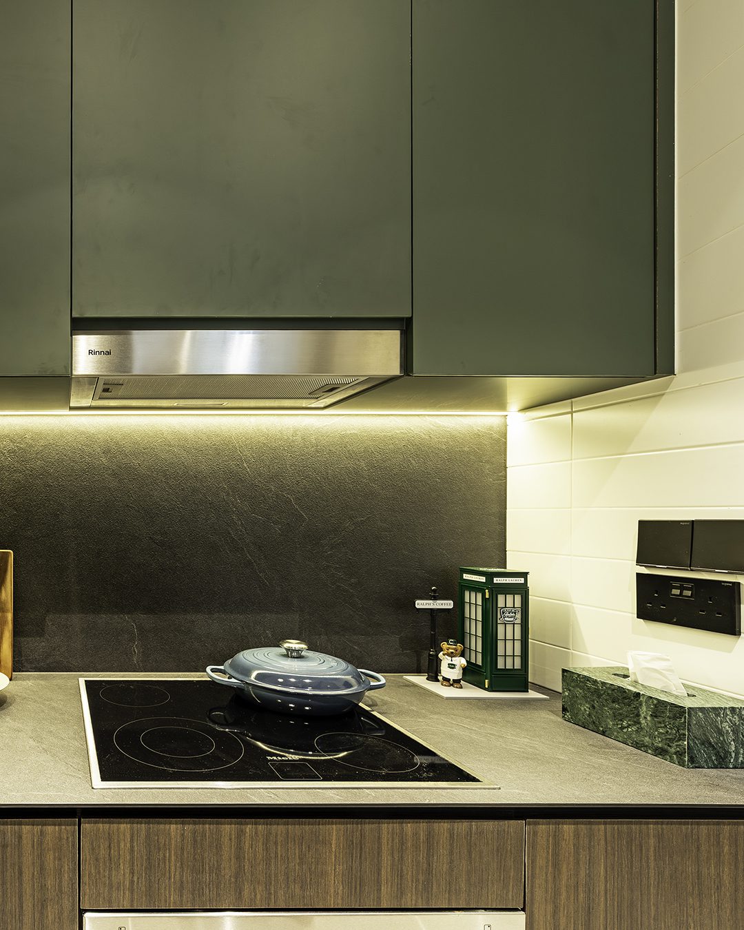 Kitchen-Countertop-Ultra-Wide-Right