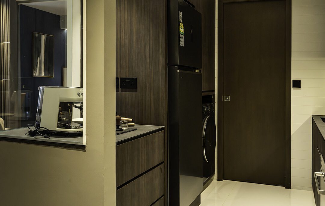 Kitchen-Fridge-View-From-Dining
