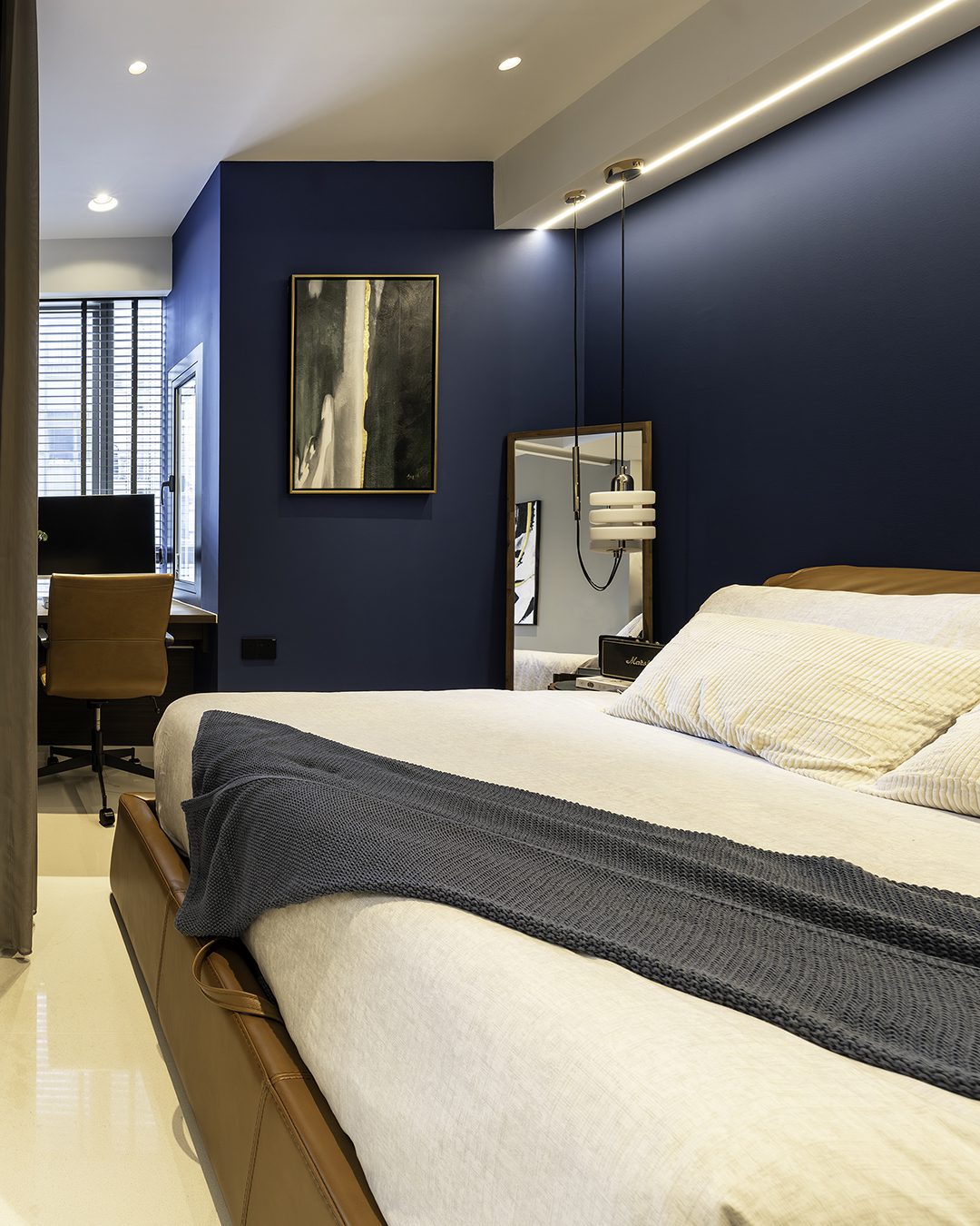 Living-Bedroom-Ultra-Wide-Window-View-Right