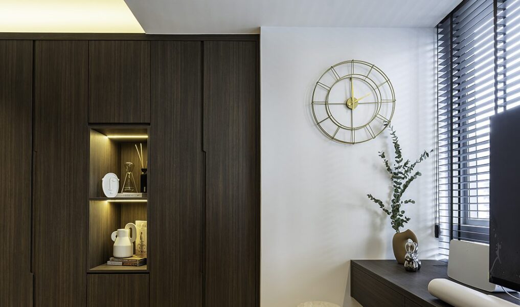 Living-Cabinet-Corner