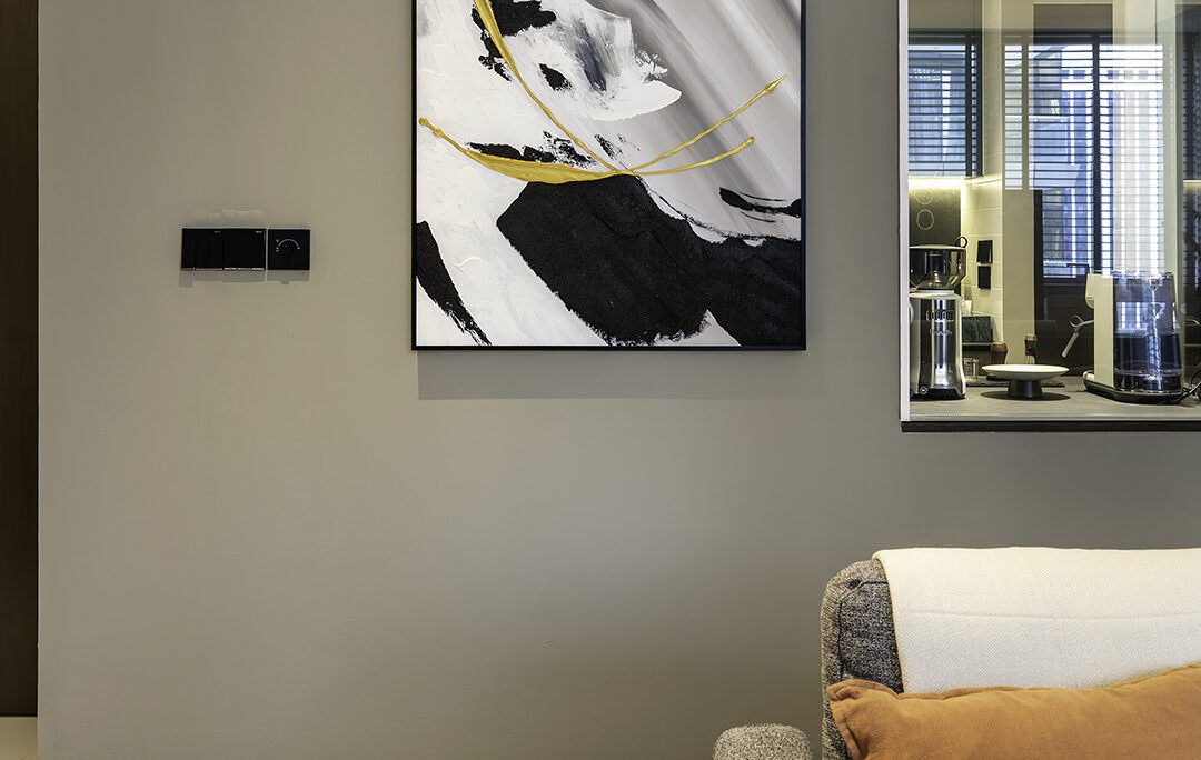 Living-Close-Up-Wall-Art