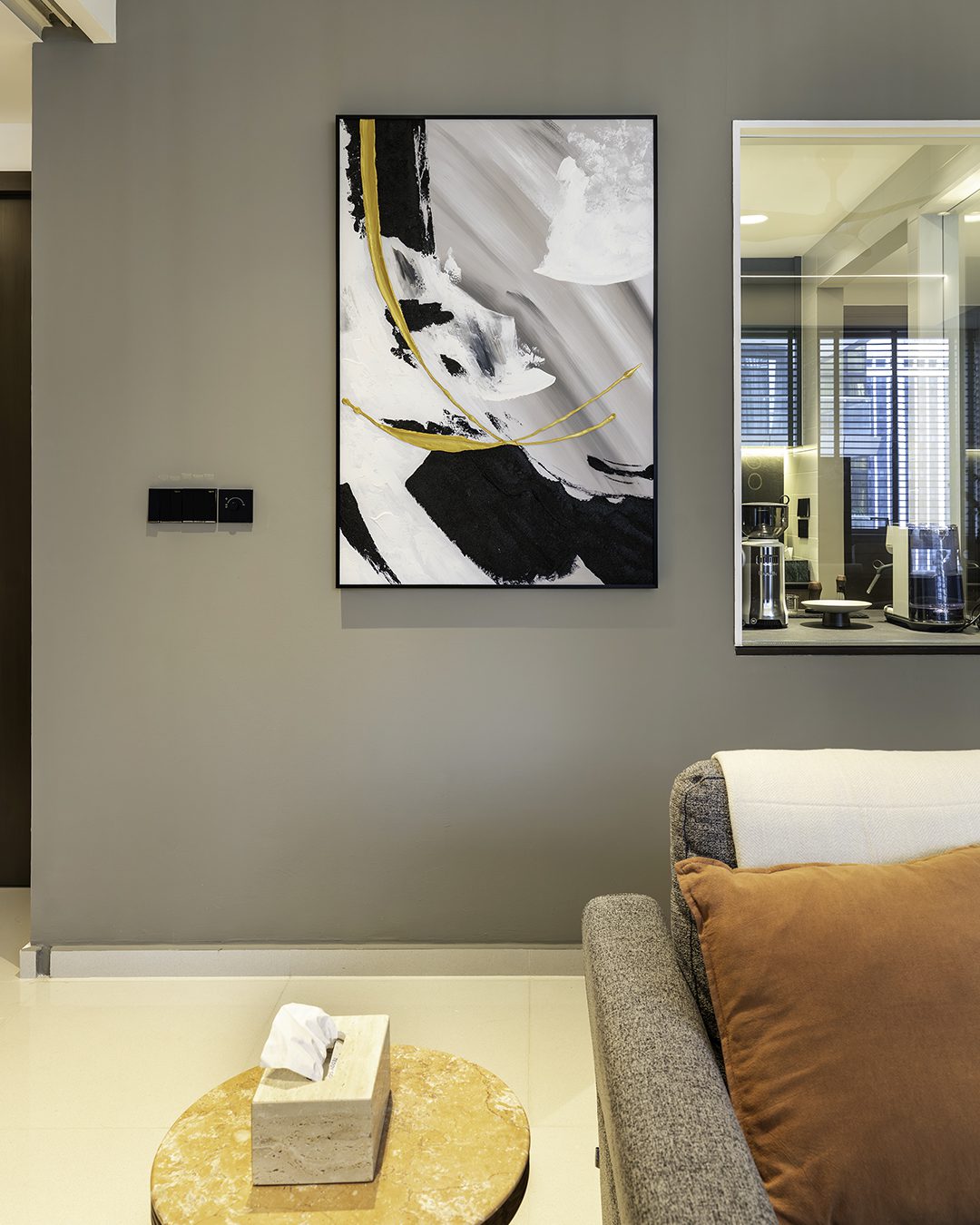 Living-Close-Up-Wall-Art