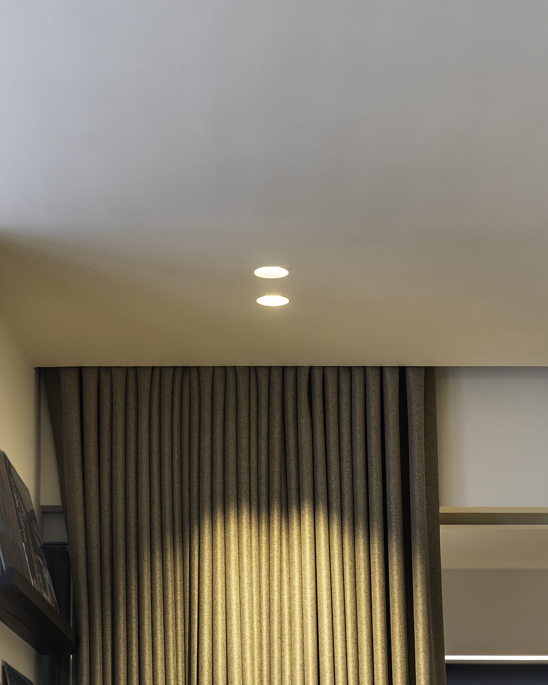 Living-Details-Ceiling-Light